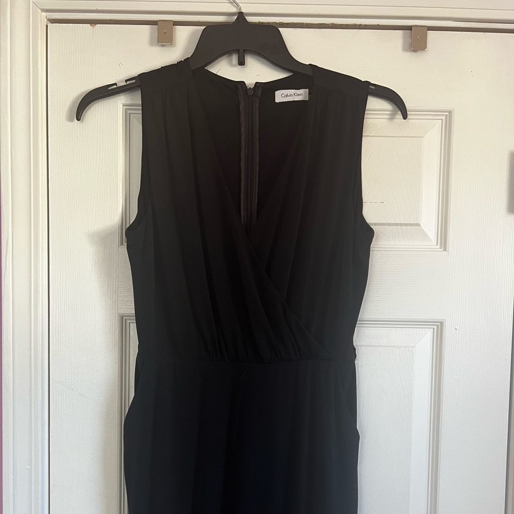 Calvin Klein Size 8 Black Jumpsuit
